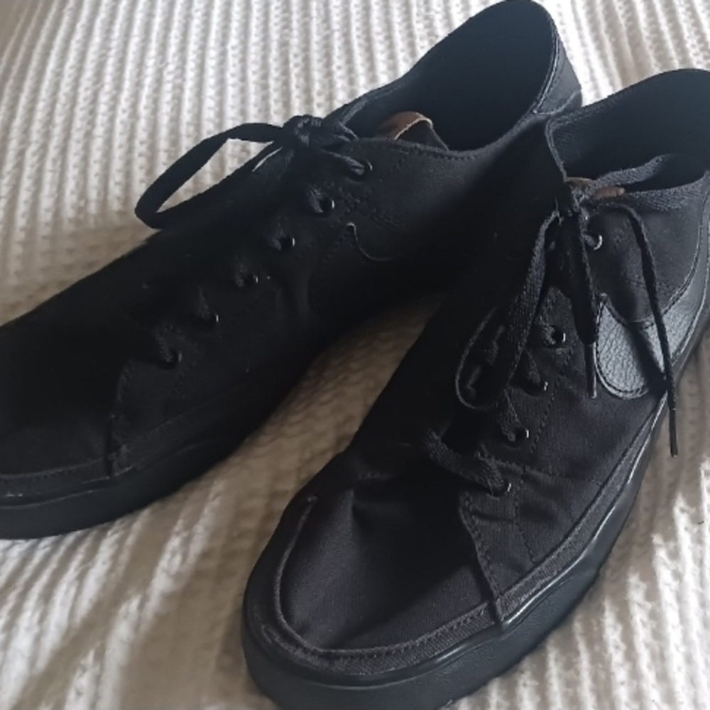 Nike Court Legacy Canvas Sneakers - Men's Size 11.5